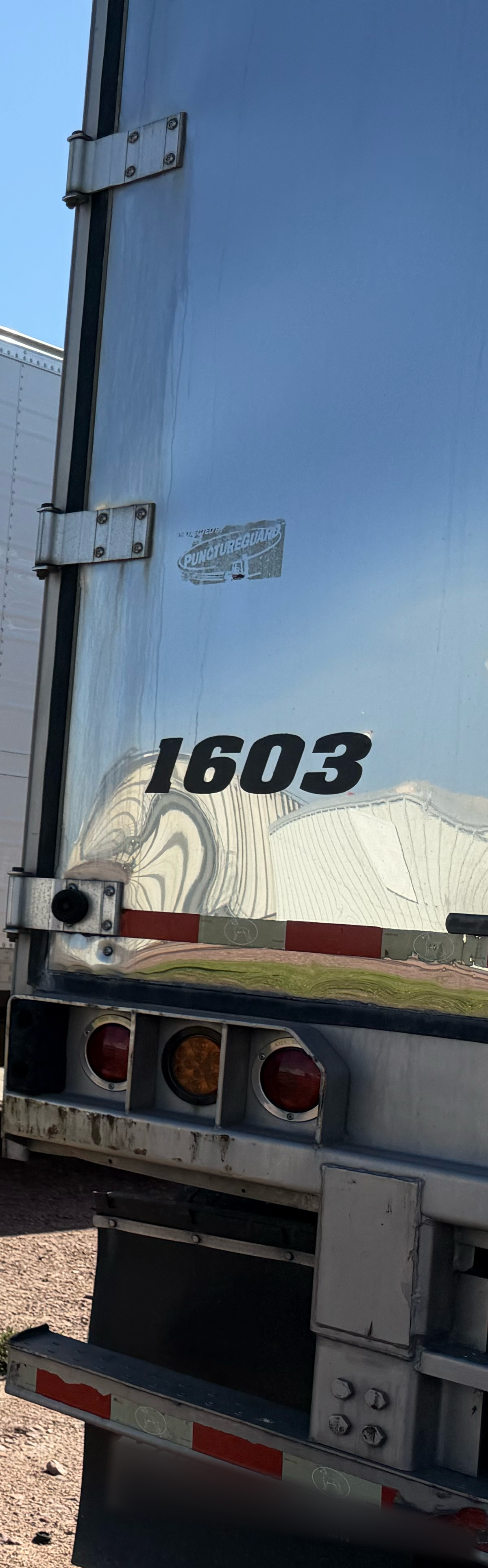 2016 Great Dane Thermo King, Stock 1603, Photographed captured rear detail